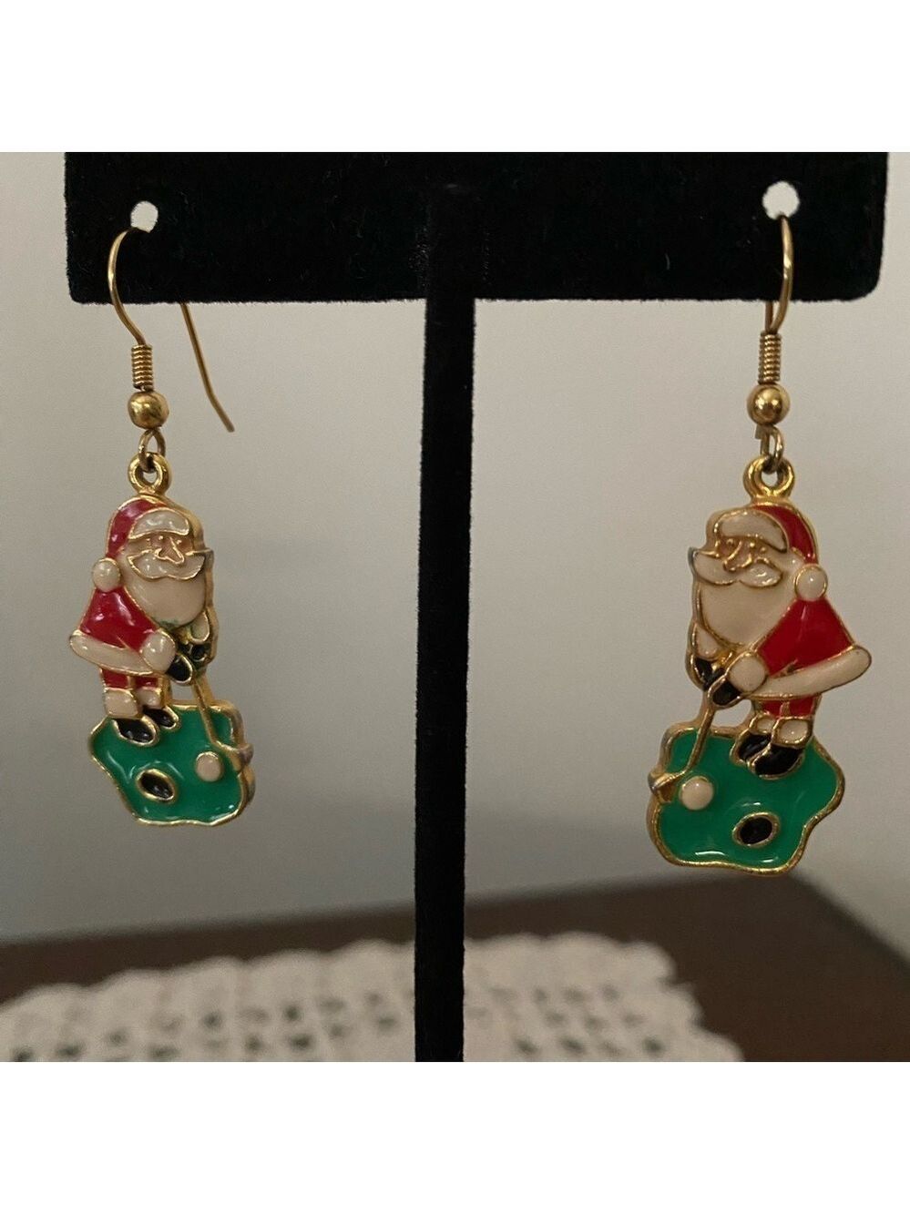 EUC Goldtone Santa Earrings • Holiday Golf Theme • Festive Christmas Jewelry